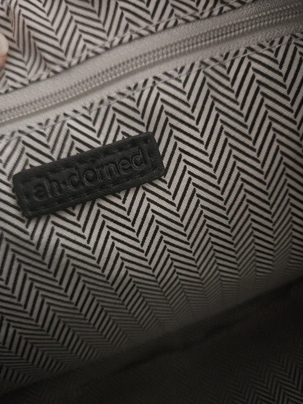 Black and White Checkered Shoulder Bag - Classic Pattern - Picture 6 of 7